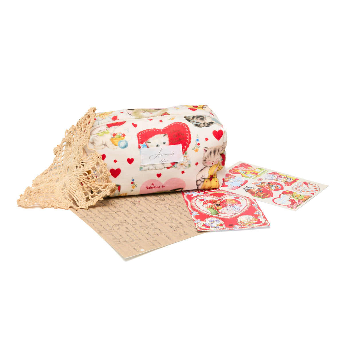 “Vintage Love” Beauty Pouch