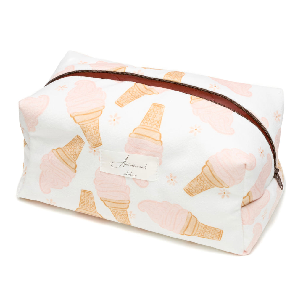 “Glace à la Fraise” Beauty Pouch
