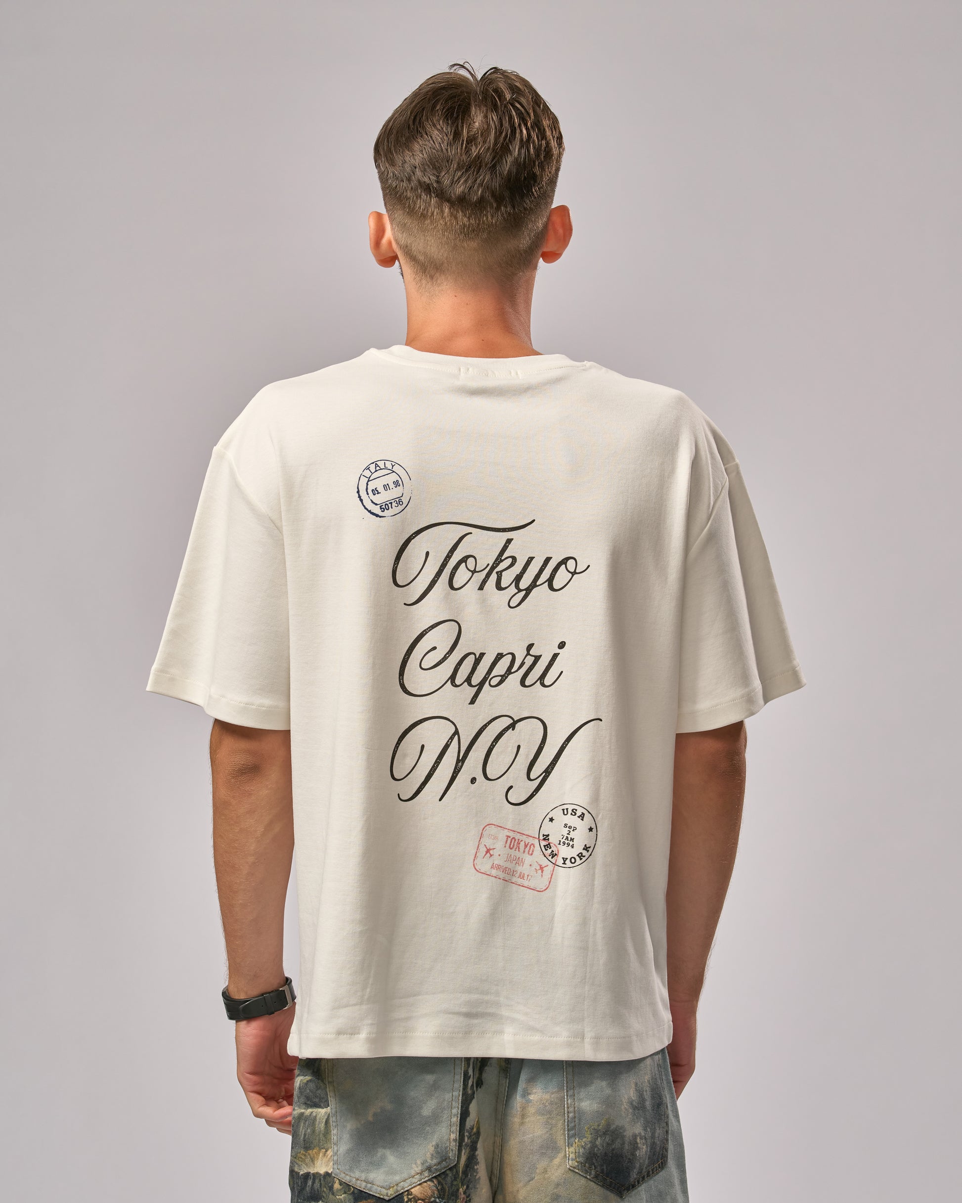 "WORLD IS YOURS" T-SHIRT