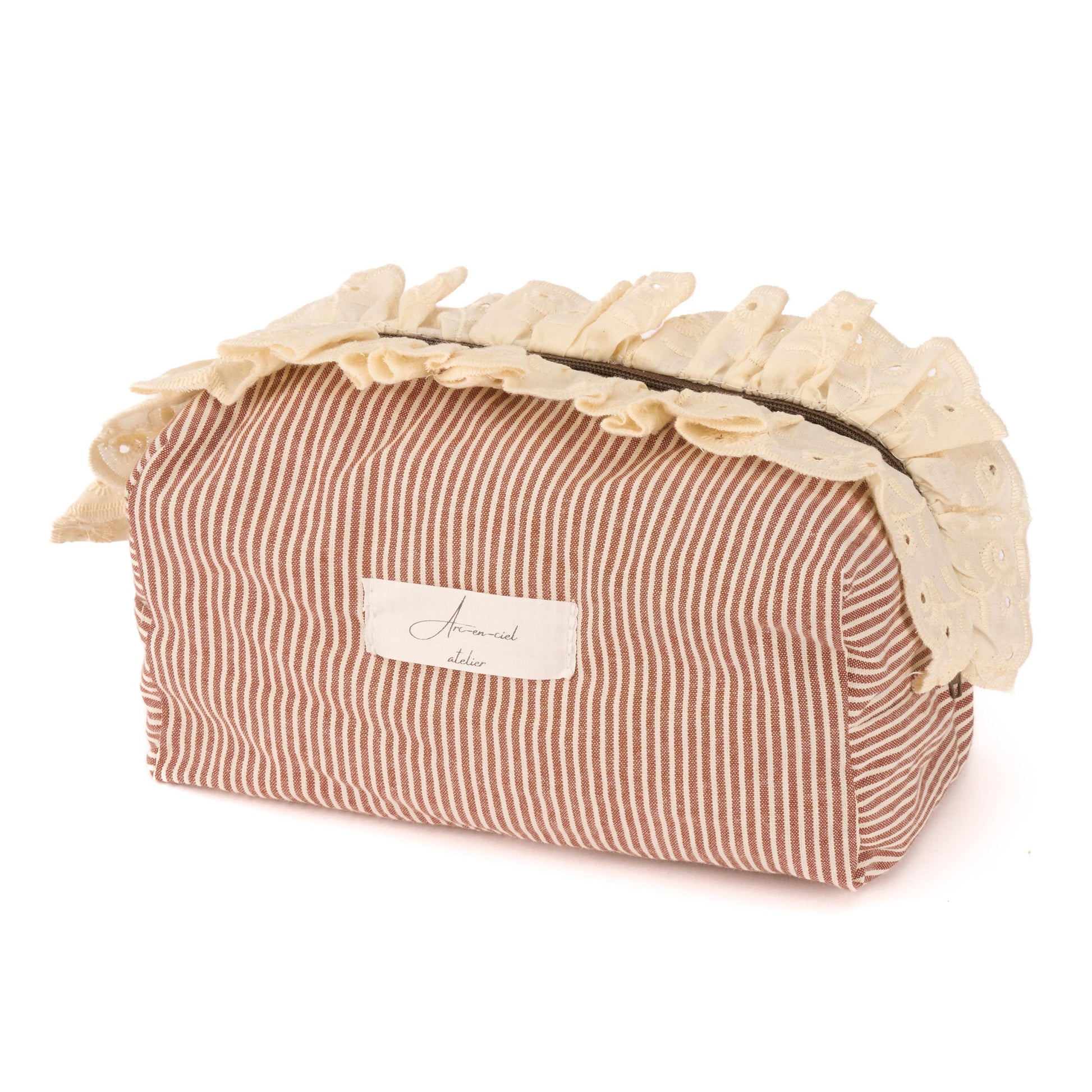 “Crème Ruffle” Beauty Pouch